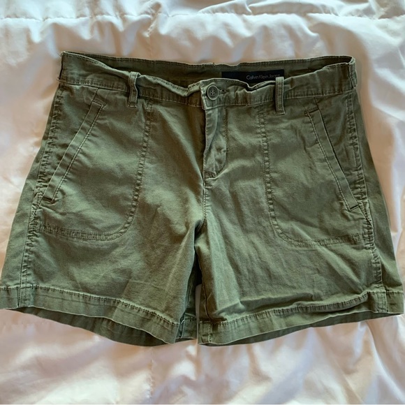 Calvin Klein Jeans Pants - Calvin Klein Jeans army green cargo shorts